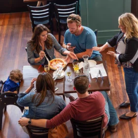 the middle child restaurant